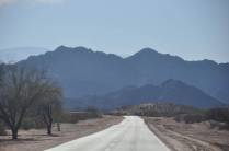A longa estrada em direção à Fiambalá e ao Paso san Francisco, na Argentina